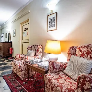 3* Pensión Bellevue House